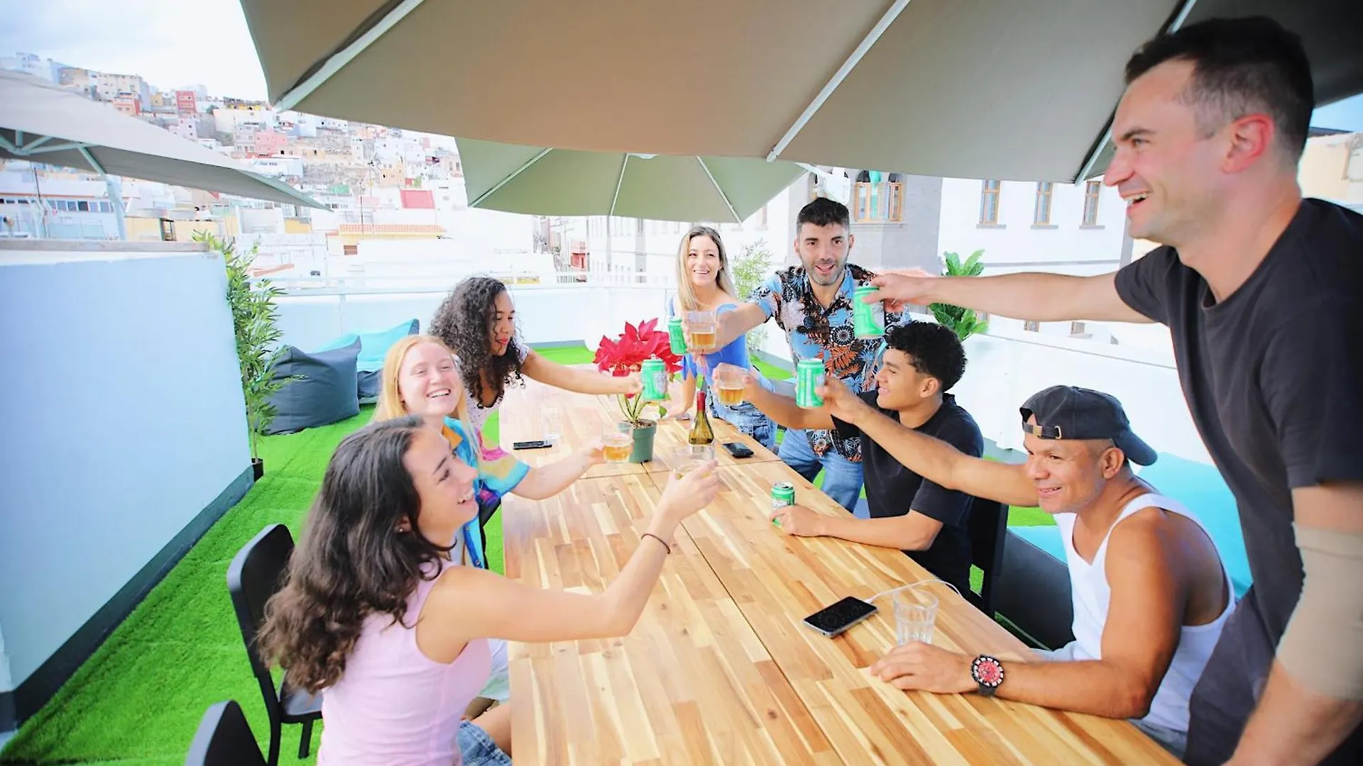 Las Palmas Nest Hostel Maison d'hôtes